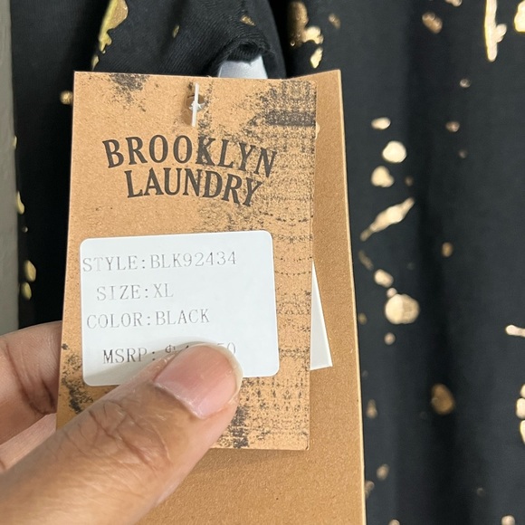 Brooklyn Laundry Men’s Black and Gold "Respect" Hoodie - Size XL - NWT - Picture 5 of 7